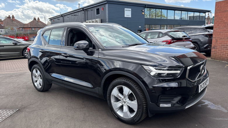 Volvo Xc40 2.0 T4 Momentum 5dr AWD Geartronic Petrol Estate